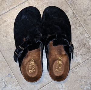 White Mountain Footbed clog sandal